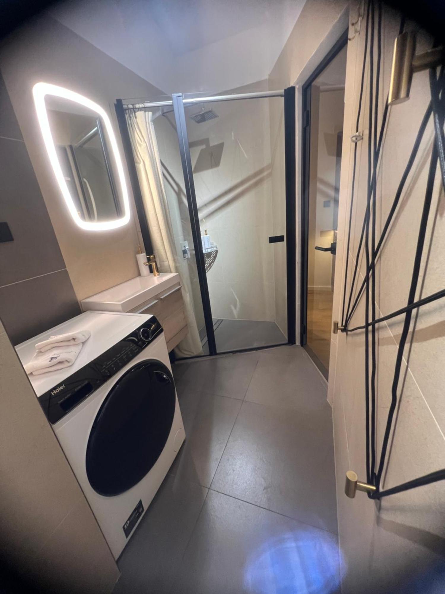 Отель Nova Luxury Design Jezdovec Экстерьер фото